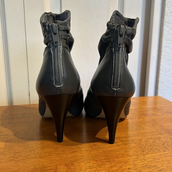 Nine West Bailey Heeled Booties - Picture 3 of 10